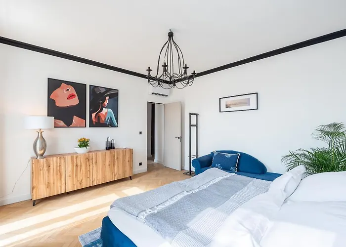 Luxury With A Balcony And A Terrace Lejlighed