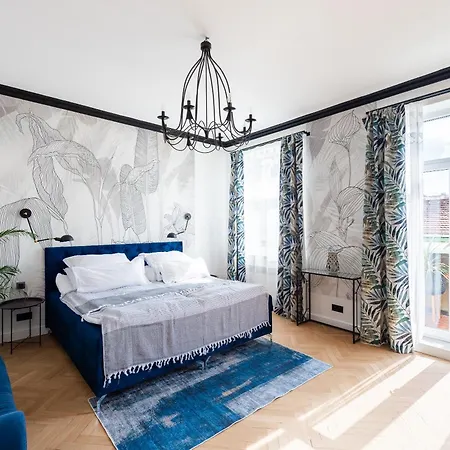 Appartement Luxury With A Balcony And A Terrace Praag