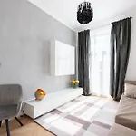 Lägenhet Luxury With A Balcony And A Terrace